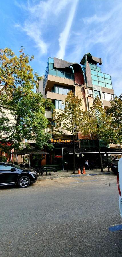 Nov Hotel تيرانا المظهر الخارجي الصورة
