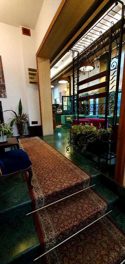 Nov Hotel تيرانا المظهر الخارجي الصورة