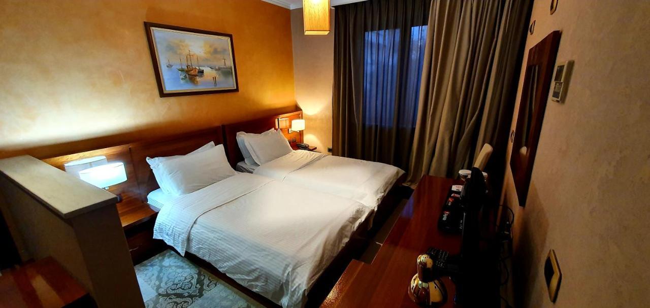Nov Hotel تيرانا المظهر الخارجي الصورة