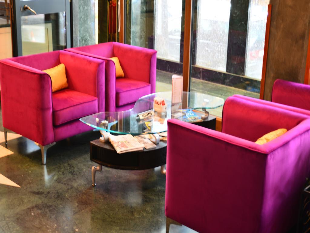 Nov Hotel تيرانا المظهر الخارجي الصورة