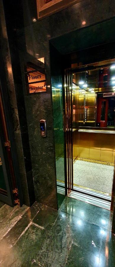 Nov Hotel تيرانا المظهر الخارجي الصورة