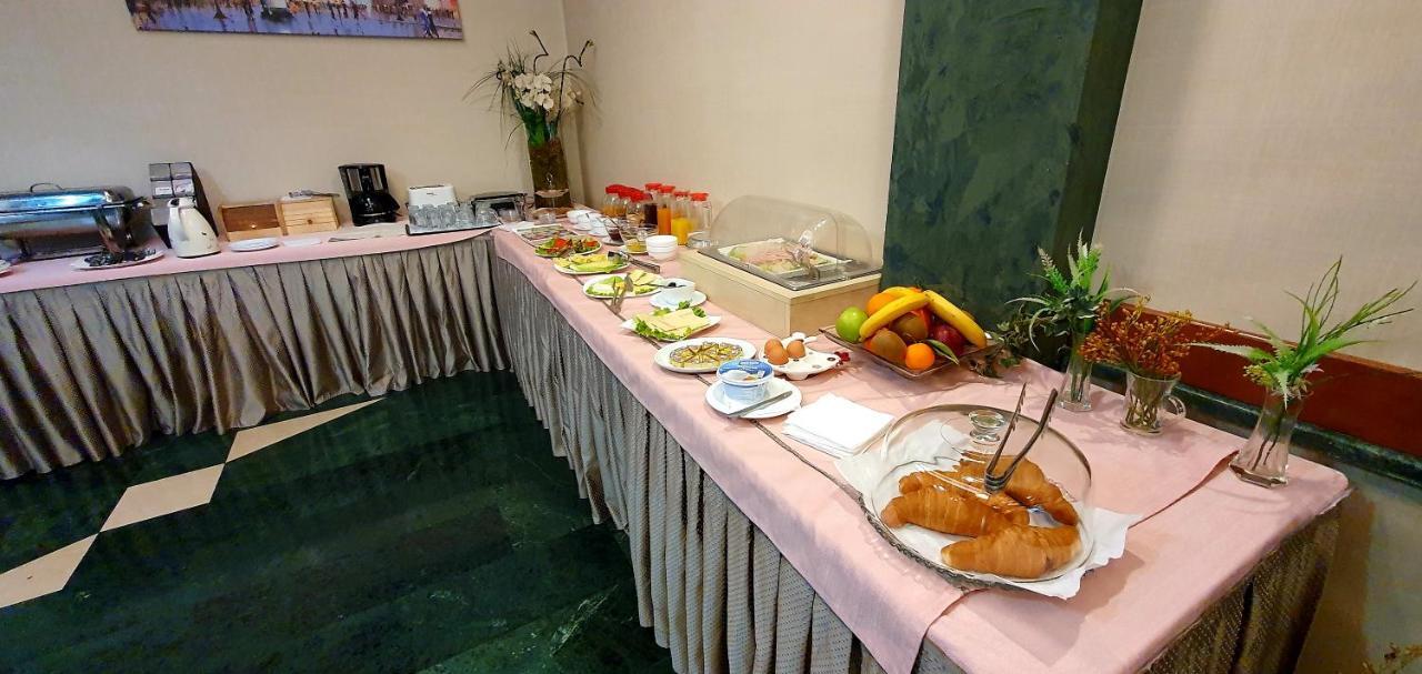 Nov Hotel تيرانا المظهر الخارجي الصورة